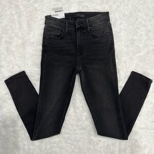 Joe’s jeans size 24 or US 0